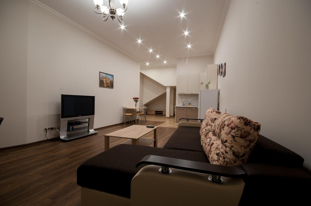 Wonderful Flat On City Center Ужгород Екстериор снимка